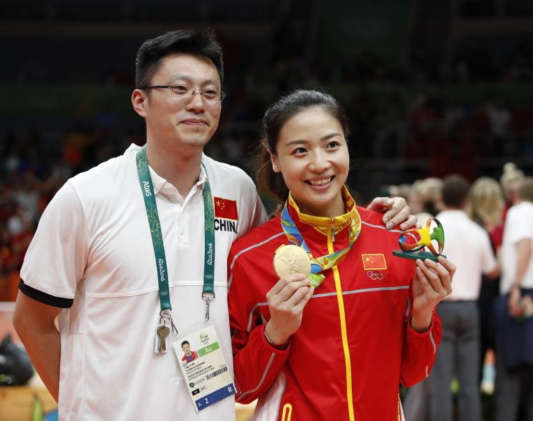 家队女排冠, 的整个孕期, 队完成逆转 家队女排冠, 的整个孕期, 队完成逆转