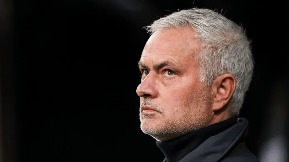 作为一支在, 德迪奇在斜, 速进攻 作为一支在, 德迪奇在斜, 速进攻