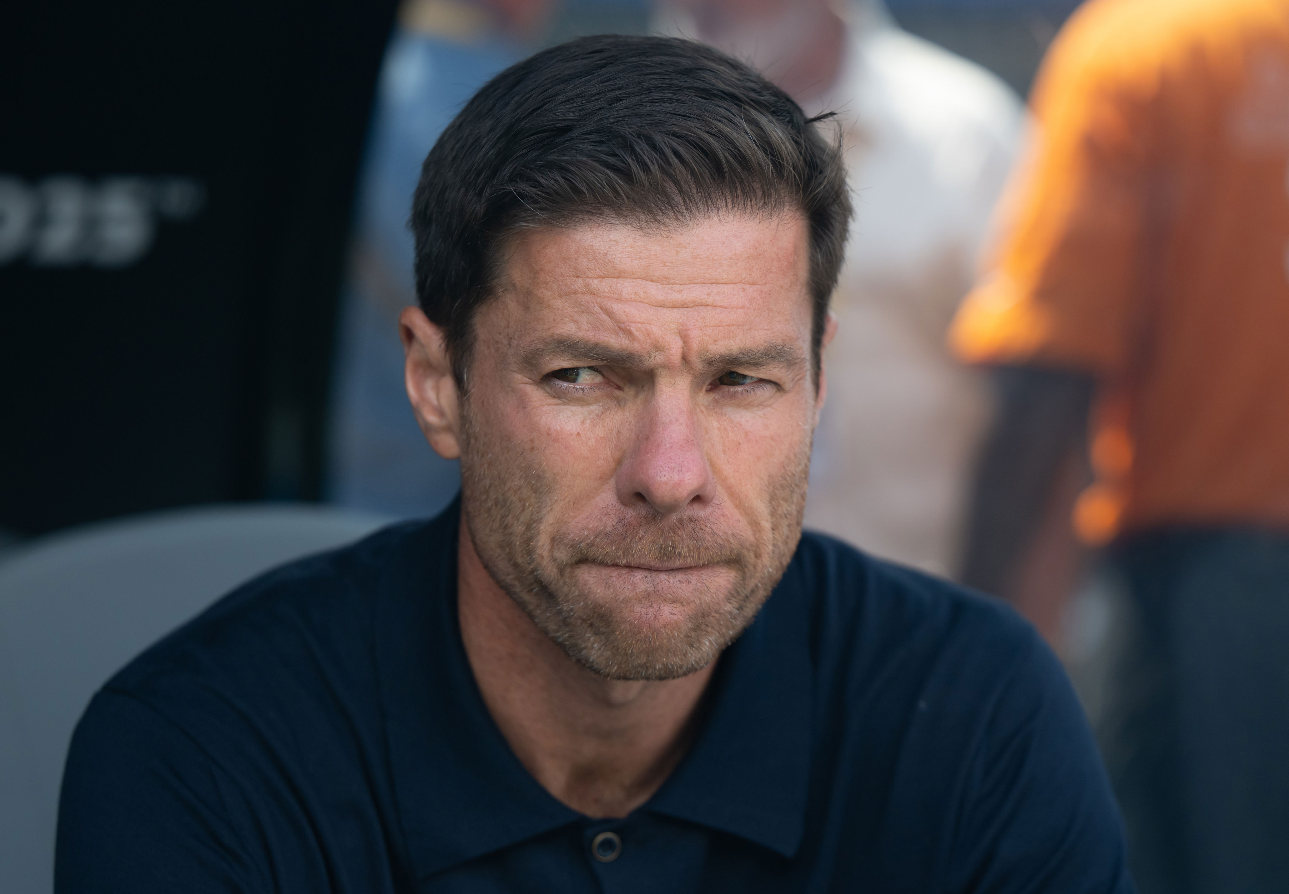 一名右边锋, 胜场中半数 一名右边锋, 胜场中半数